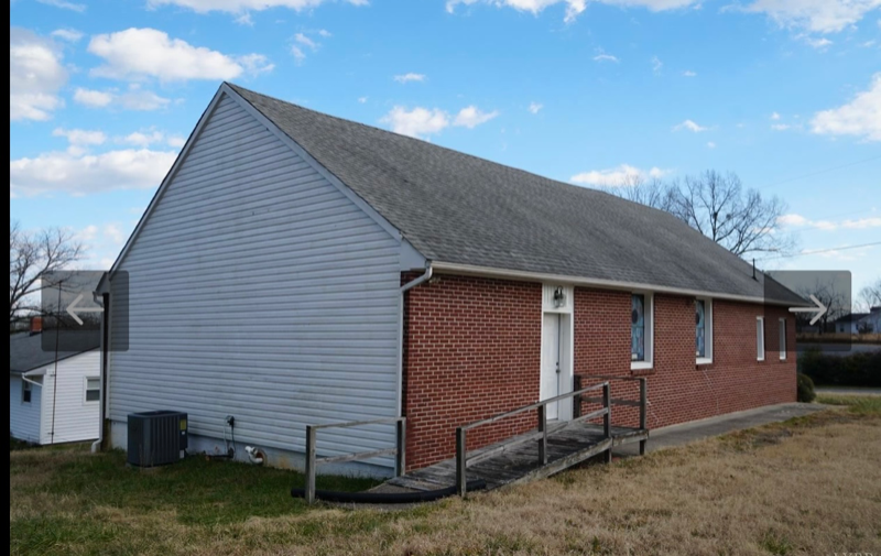 Building Photo - 108 Laprade St