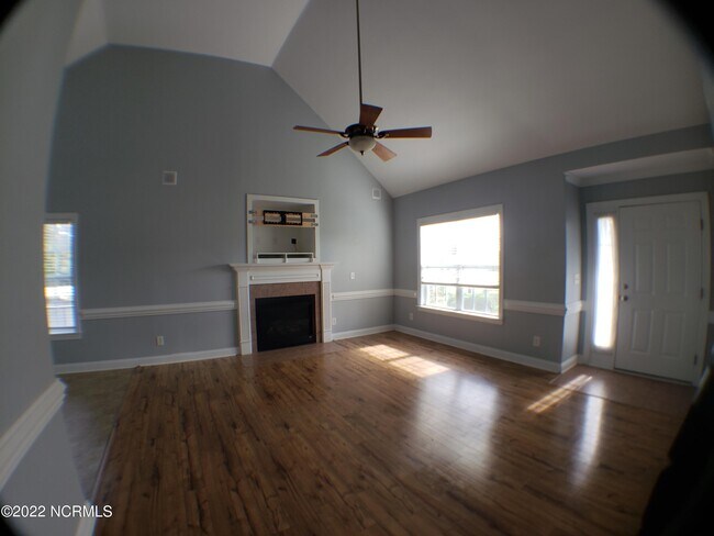Building Photo - 2703 Gregory Ct