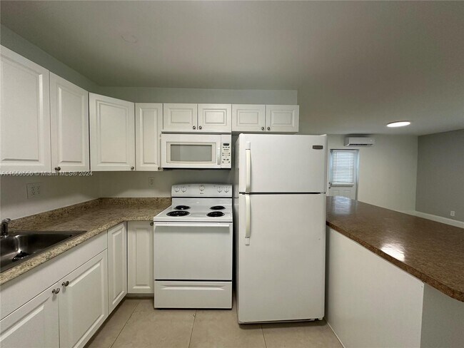 Foto del edificio - 1411 Dixie Hwy