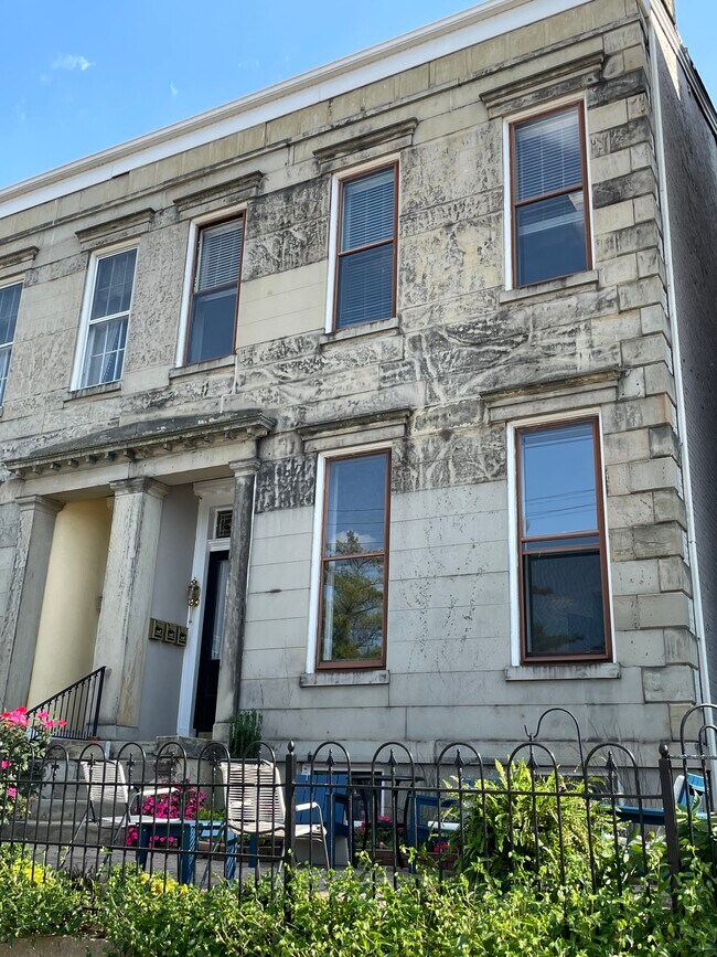 Exterior - 225 Riverside Dr