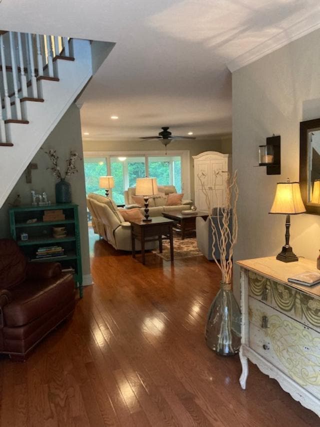 foyer view - 3037 Fermanagh Dr