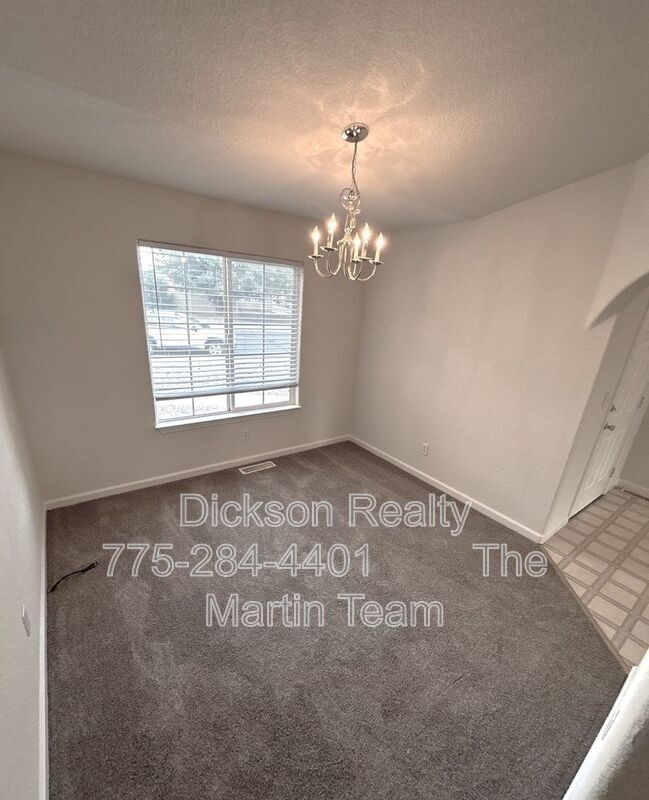 Building Photo - 643 Wedge Ln