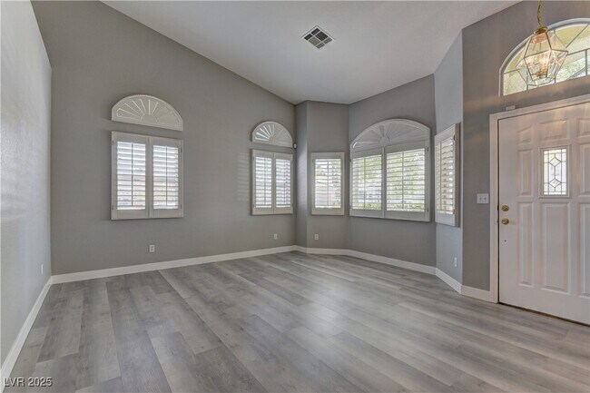 Foto del edificio - 7456 Oatman Ln