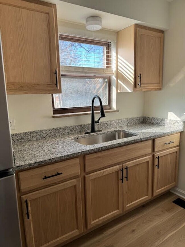 Photo - 5227 Parkview Ave House