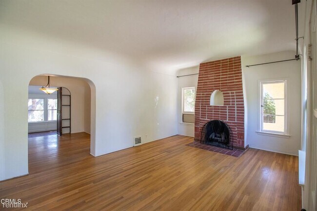 Building Photo - 2 br, 2 bath House - 1804 Harding Ave