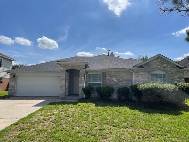 Building Photo - 10028 Redoak Pass Ln