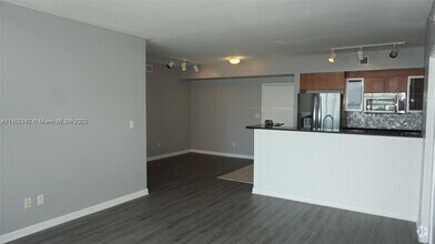 Building Photo - 325 S Biscayne Blvd