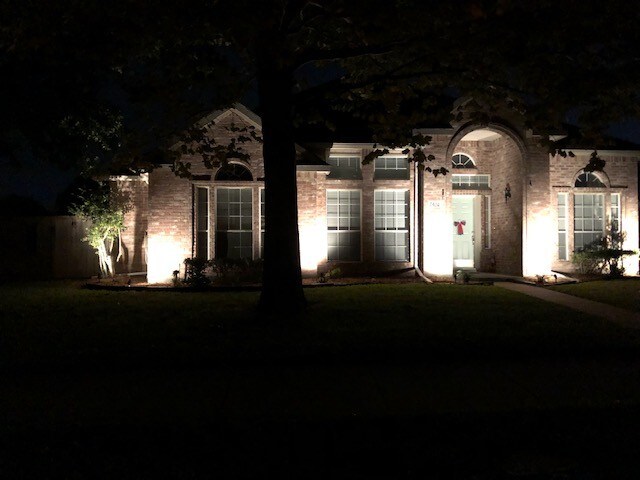 Building Photo - 7418 Arborside Dr