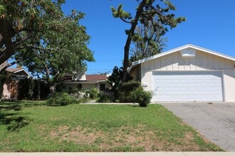 Building Photo - 9344 Geyser Ave