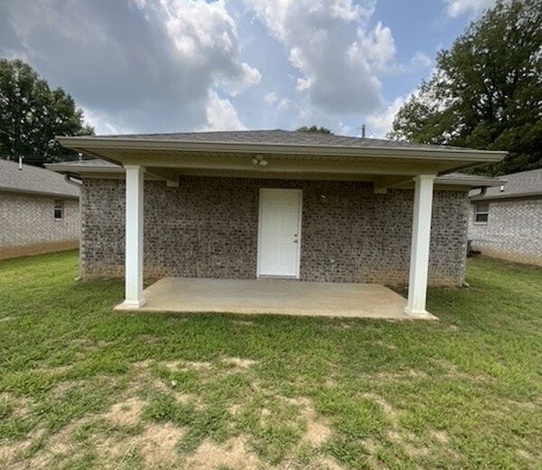 Building Photo - "Charming 2-Bed, 2-Bath Retreat with 1154 ...