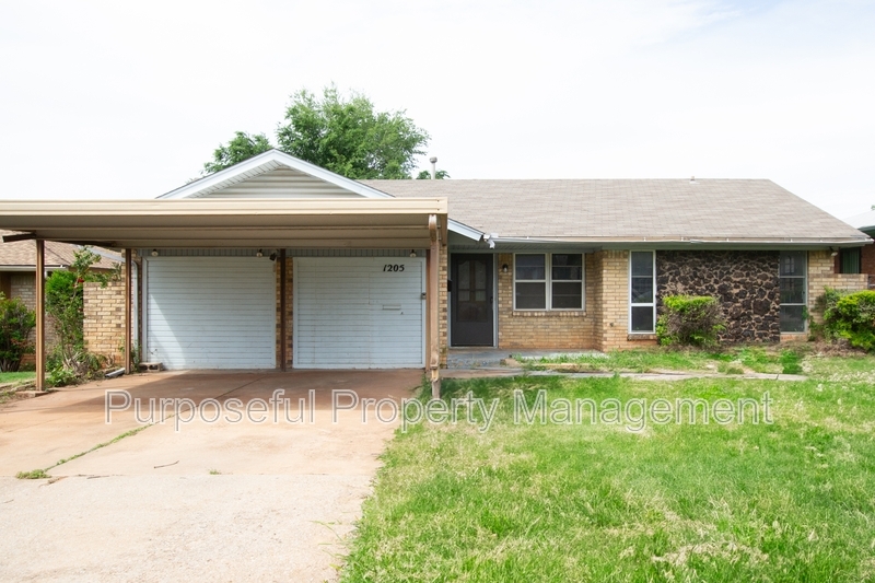 Foto principal - 1205 E Madison St