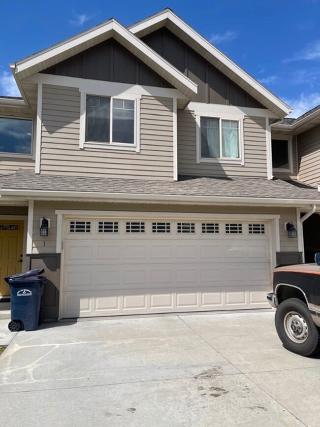 Foto del edificio - 2951 Warbler Way