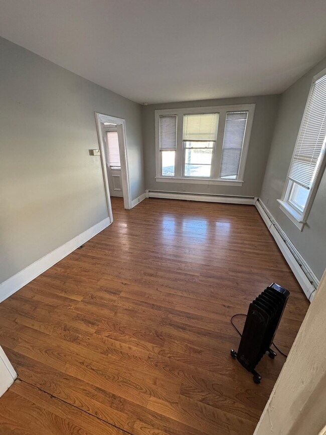 Foto del edificio - 1041 Dreher Ave