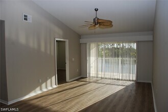 Building Photo - 416 Valerie Way