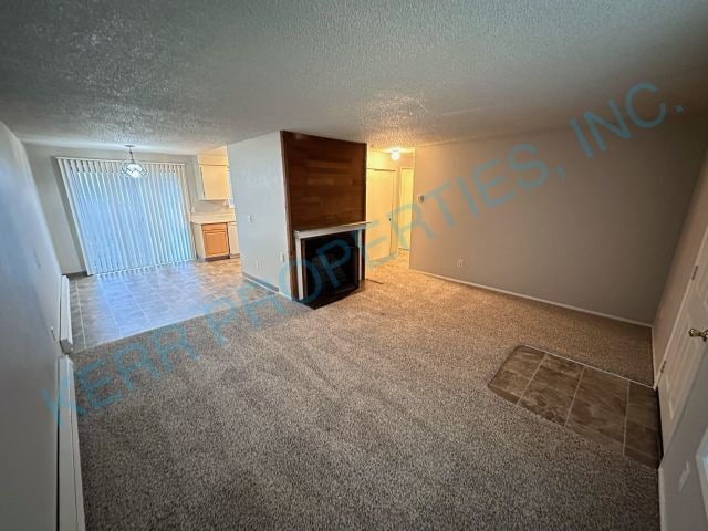 Foto del edificio - Charming 2-Bed Retreat with 875 Sq Ft of Comfort in Troutdale!