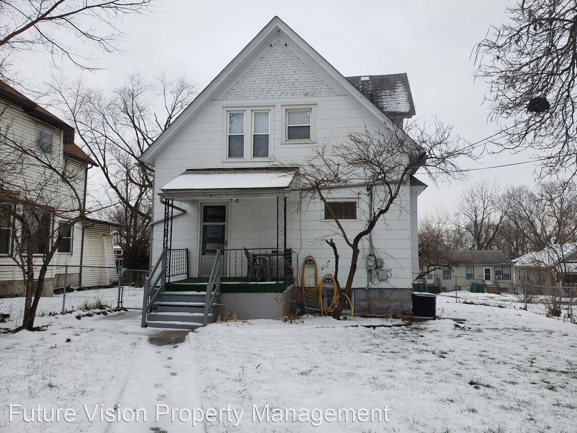 Primary Photo - 3 br, 2 bath House - 127 Illinois St
