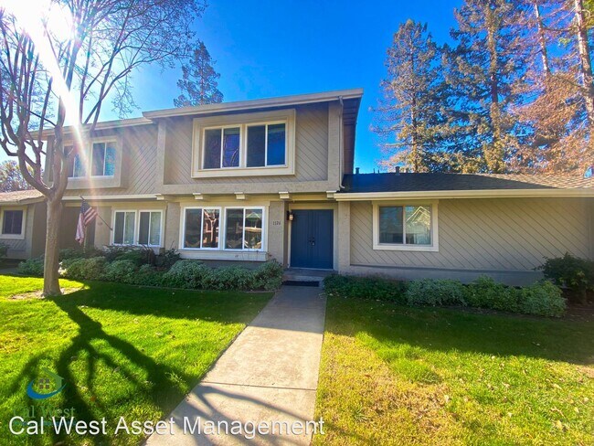 Building Photo - 3 br, 2.5 bath House - 1126 Longbranch Court