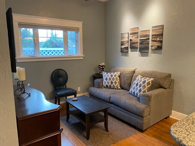 Living Room - 339 W Cedar Ave