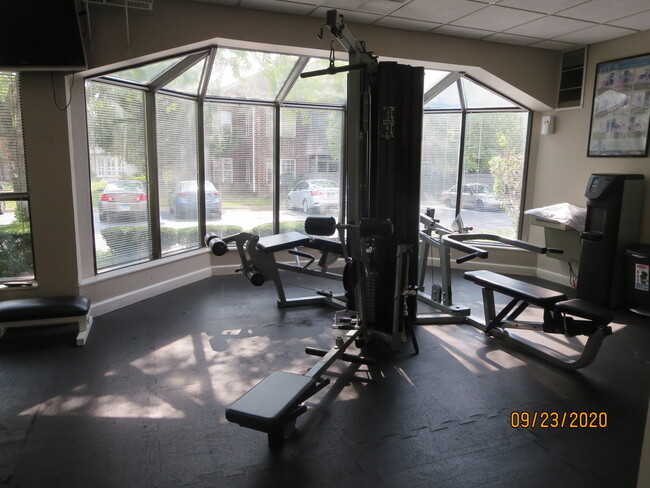 fitness center - 5704 Walnut Ave