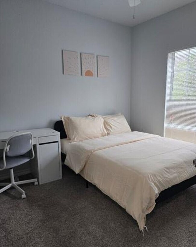 Foto del edificio - 2204 San Gabriel St