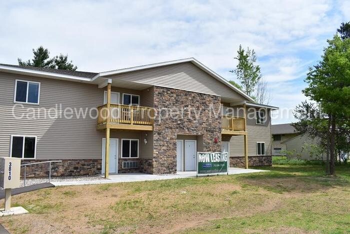 Primary Photo - 3820 Forest Dr