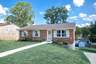 Building Photo - 413 Elm Street Heights