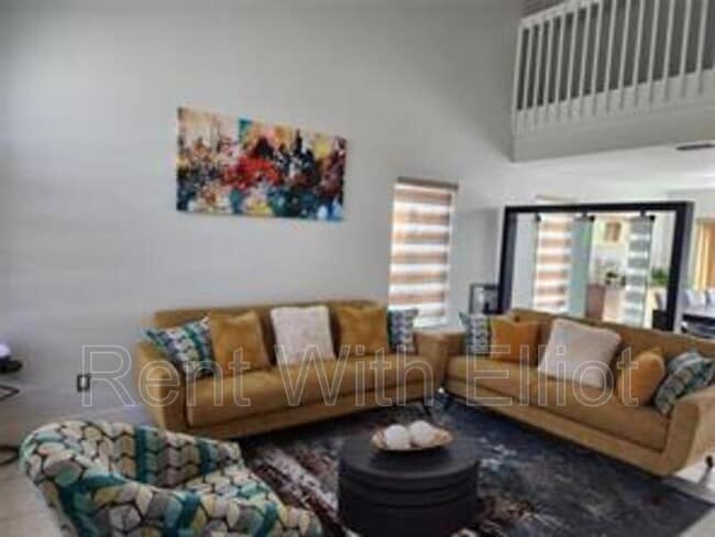 Foto del edificio - 9700 SW 16th Ct