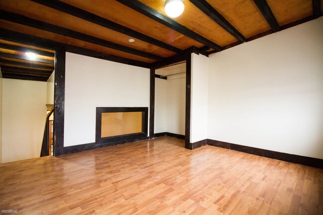 Foto del edificio - 3 br, 1 bath  - 237 Himrod St