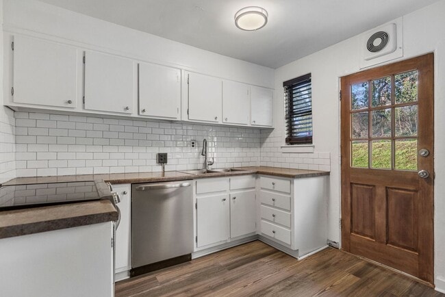 Photo - 64 Faris Cir Townhome