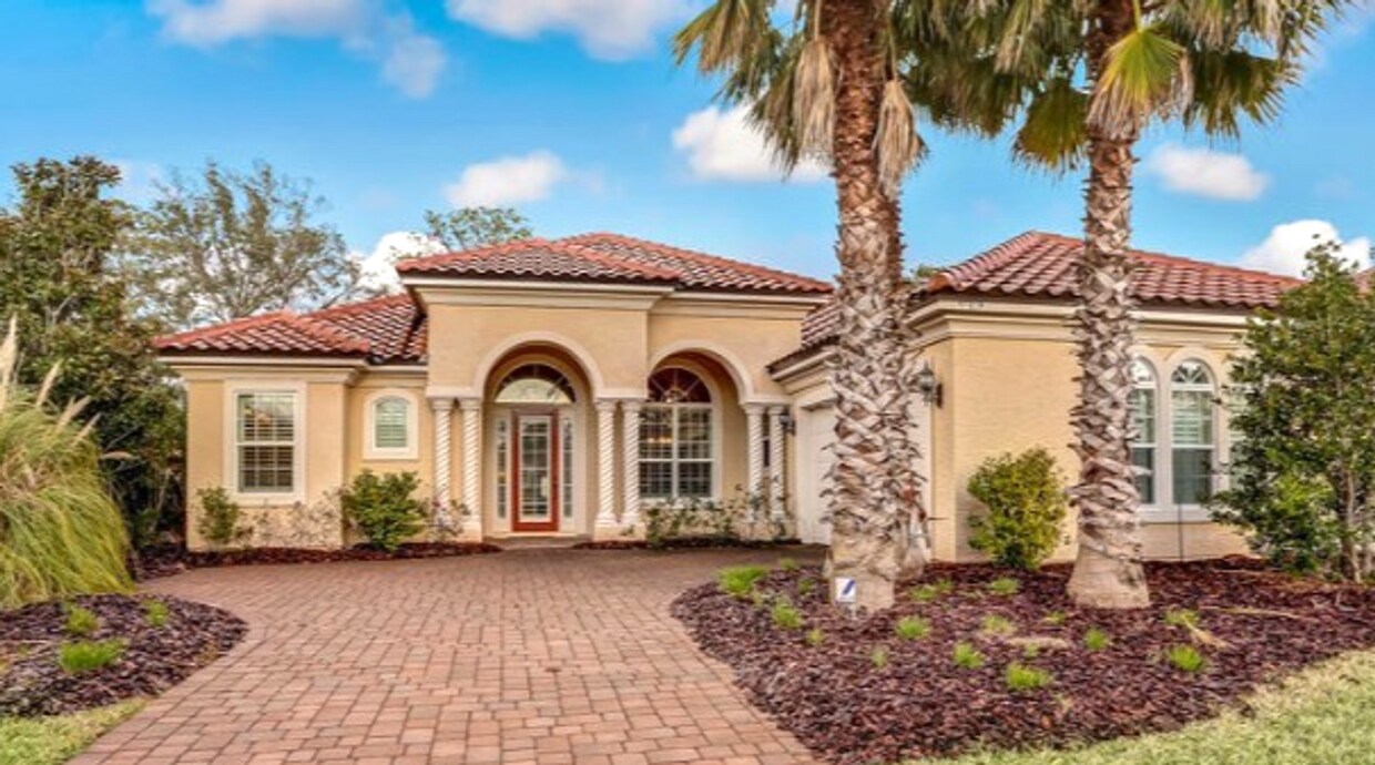 Primary Photo - Must See, 4/3 furnished, Walking Distance ...