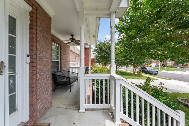 Building Photo - 1625 Lockridge Ct