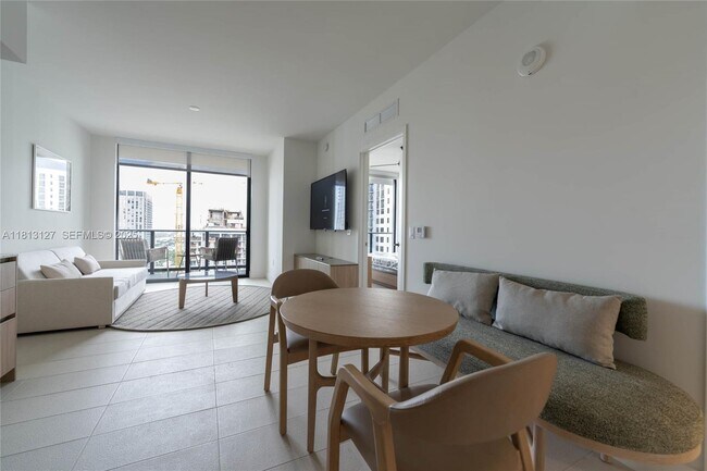 Foto del edificio - 159 NE 6th St