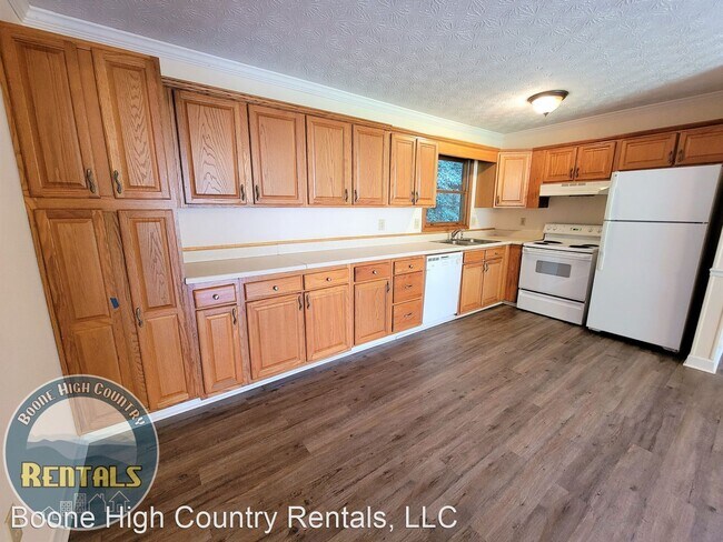 Foto del edificio - 3 br, 2.5 bath House - 210 Cody Lane