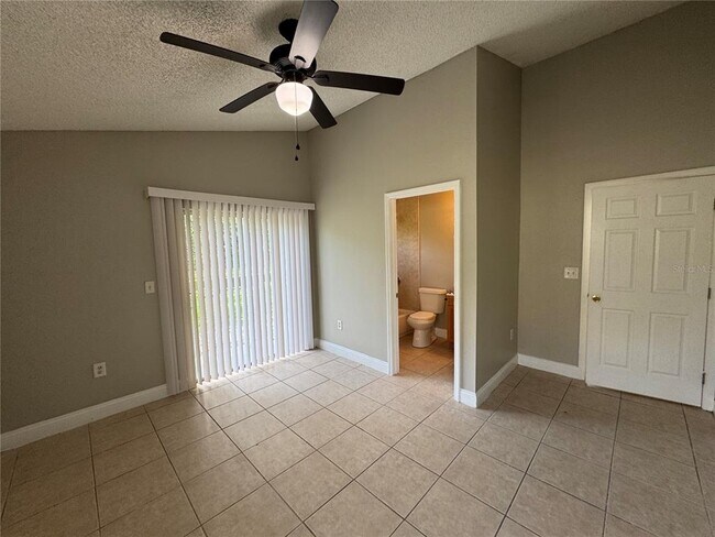 Foto del edificio - 1143 Fremont Park Ave