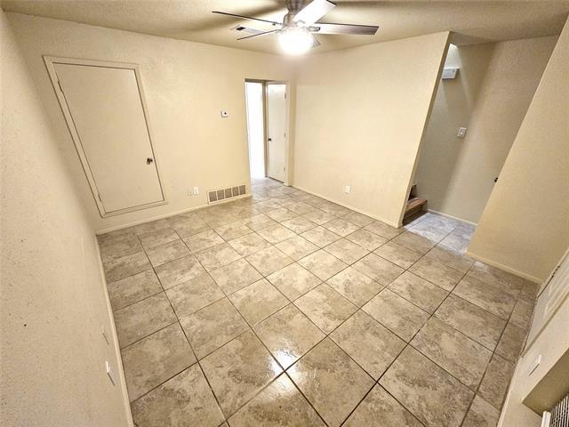 Building Photo - 724 Bluebonnet Dr