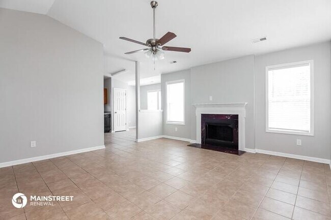 Building Photo - 1564 Hollow Maple Dr, Charlotte, NC 28216