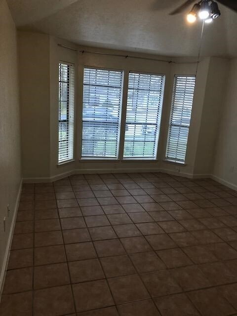 Foto del edificio - 18119 Twin Creek Dr