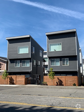 Building Photo - 4010-4016 S Warner St