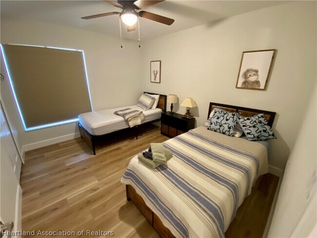 Building Photo - 6978 Mexican Hat Dr