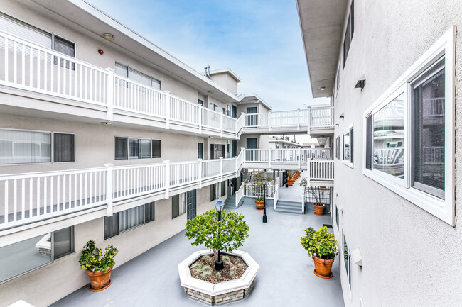 Foto del edificio - 2411 Prospect Ave