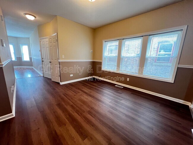 Foto del edificio - 9016 S Justine St