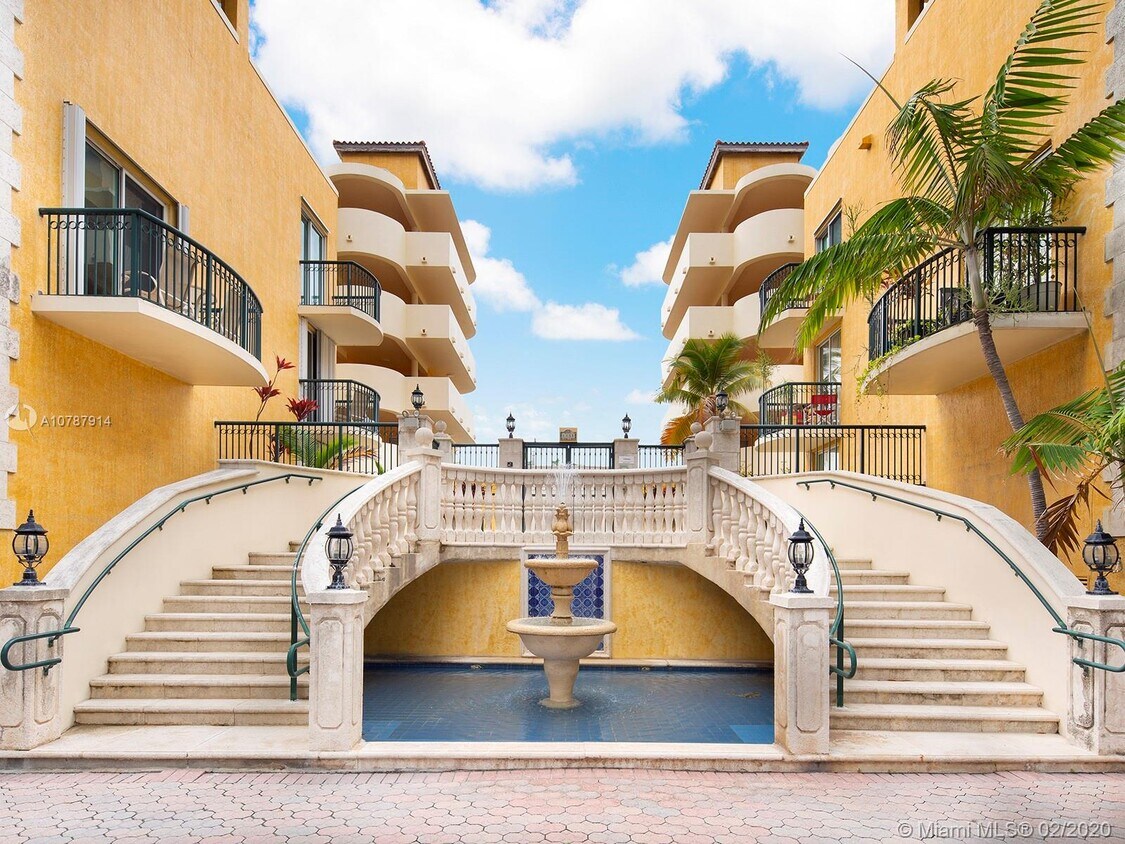 8888 Collins Ave 315 Surfside Fl 33154 - 8888  Collins Ave 315 Surfside Fl 33154