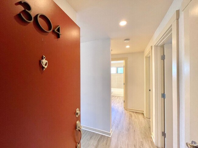 Foto del edificio - Great Condo For Rent