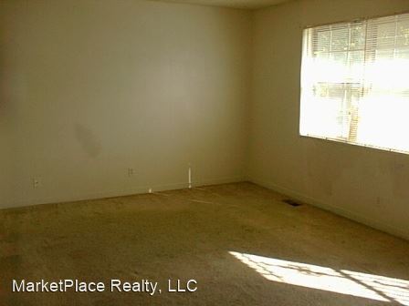 Building Photo - 13201 Randolph Pl