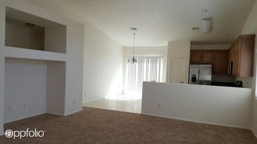 Building Photo - 105 Gemstone Hill Ave