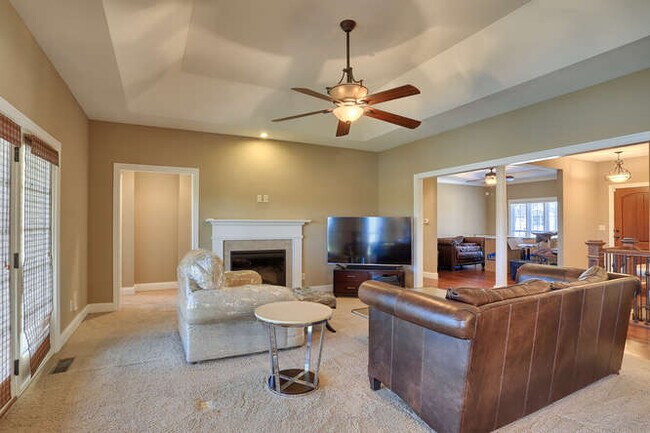 Building Photo - 3813 Liberty Cir