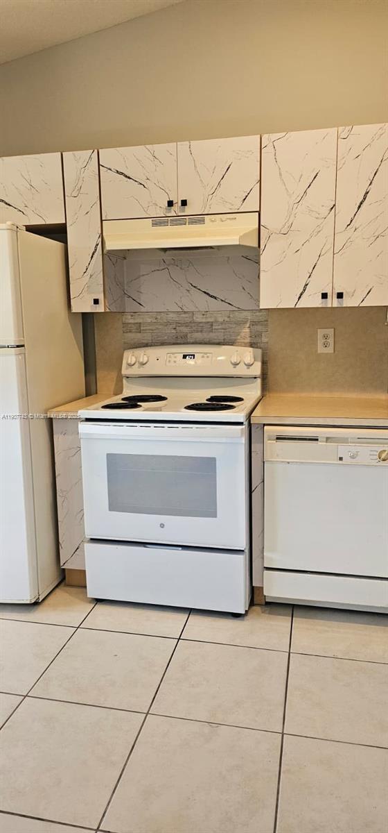 Foto del edificio - 2910 SE 12th Rd