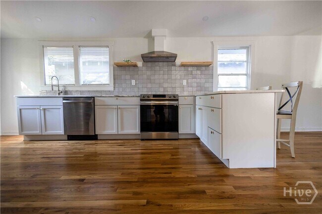 Foto del edificio - 731 E 34th St