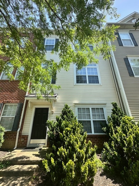 Building Photo - 433 Toftrees Dr