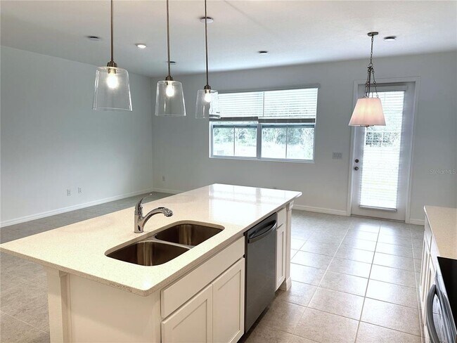 Foto del edificio - 741 Longboat Dr